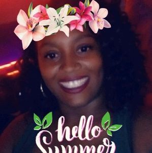 Meet your Posher, Yolanda